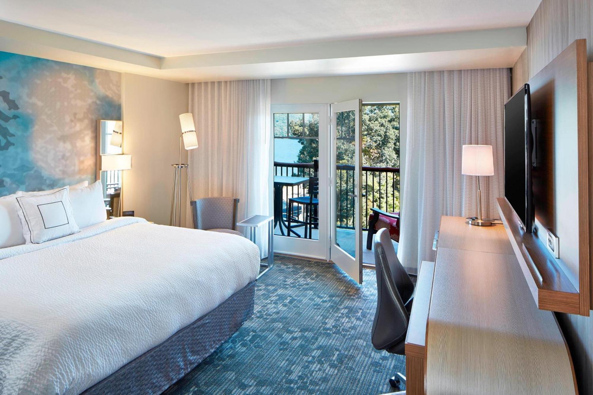 คอร์ตยาร์ด เลค จอร์จ Hotel เลคจอร์จ ภายนอก รูปภาพ