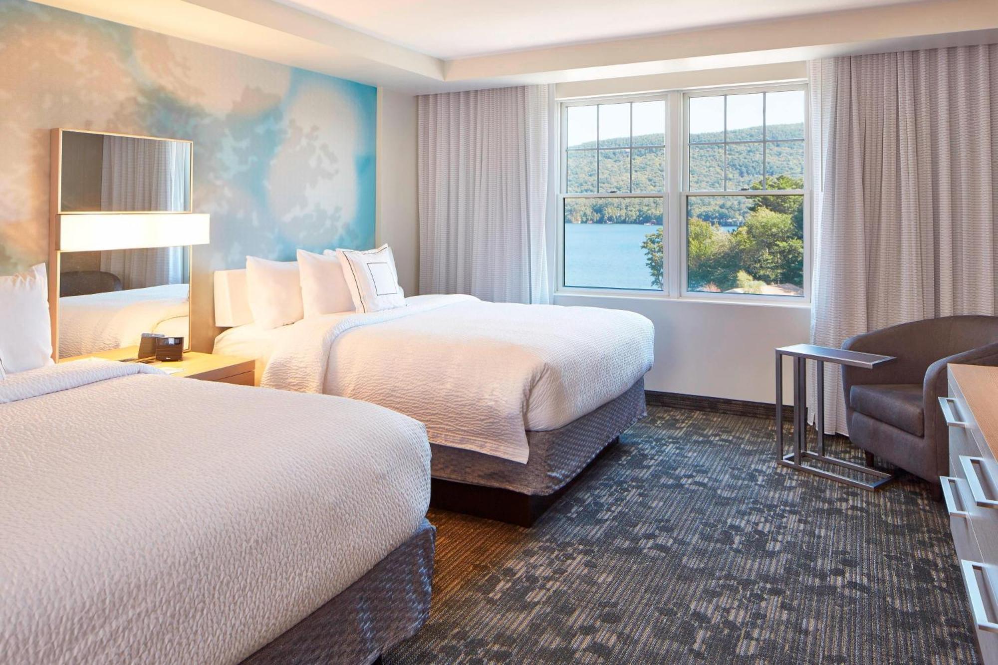 คอร์ตยาร์ด เลค จอร์จ Hotel เลคจอร์จ ภายนอก รูปภาพ